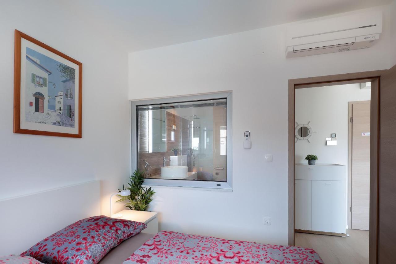 Apartment Alan 2 วรซี ภายนอก รูปภาพ