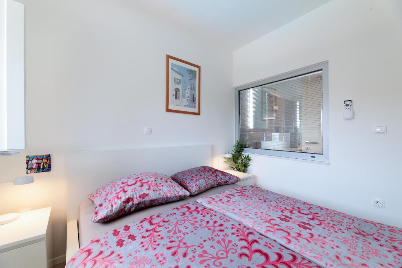 Apartment Alan 2 วรซี ภายนอก รูปภาพ