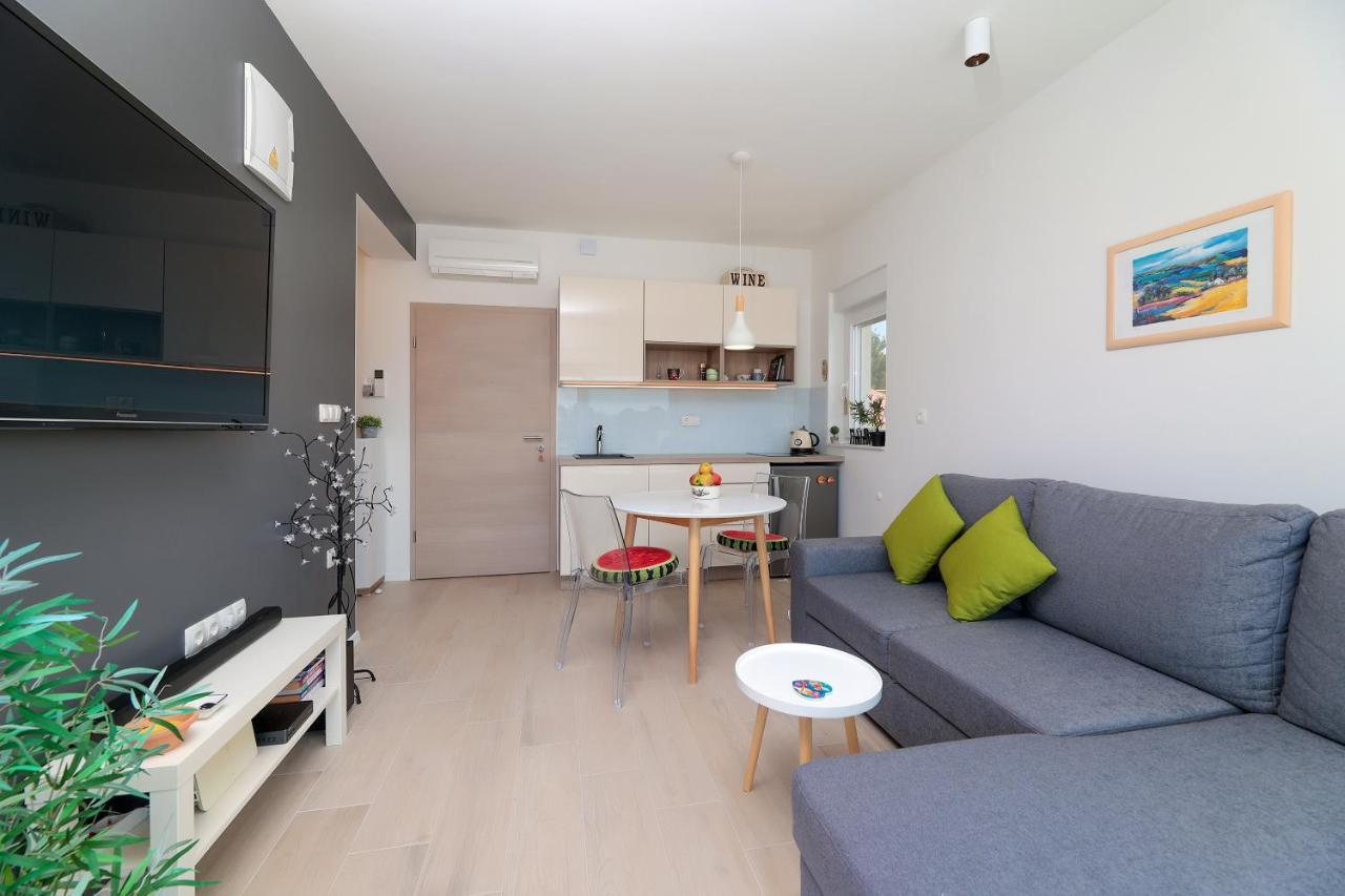 Apartment Alan 2 วรซี ภายนอก รูปภาพ